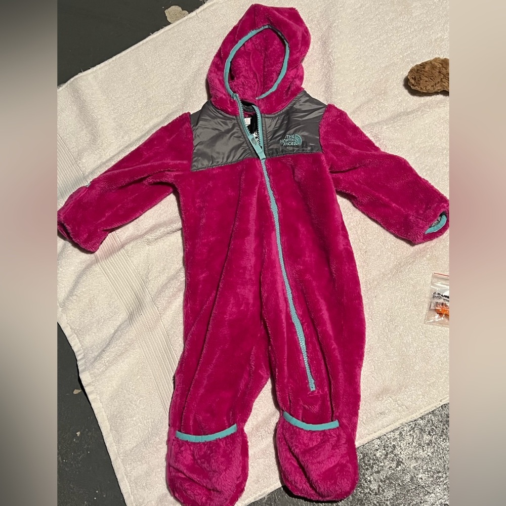 North Face baby fleece suit with hand and foot covers. Size 6-12 months